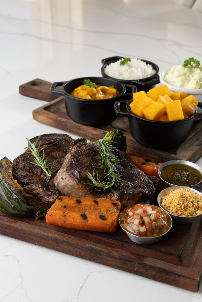 Na compra de um prato para compartilhar, ganhe 50% de desconto [Válido para os itens do cardápio: Clássicos do Martin, exceto a tabua Parrillera Martin 838]