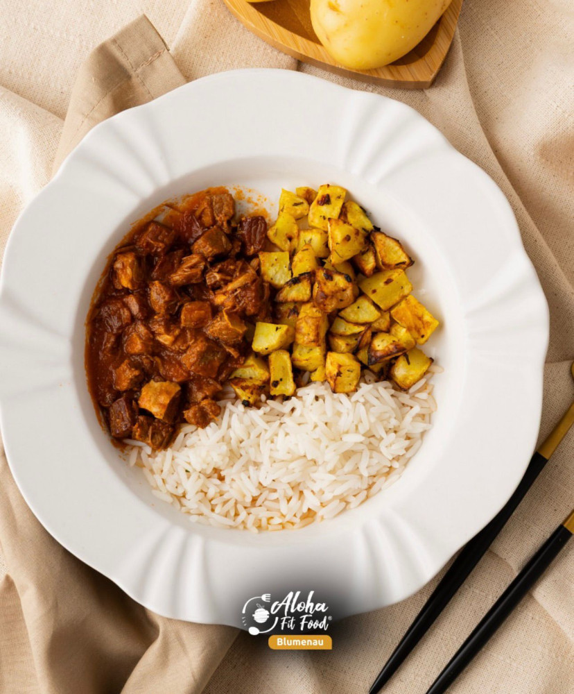 Na compra de 10 marmitas, ganhe mais 4 de igual ou menor valor