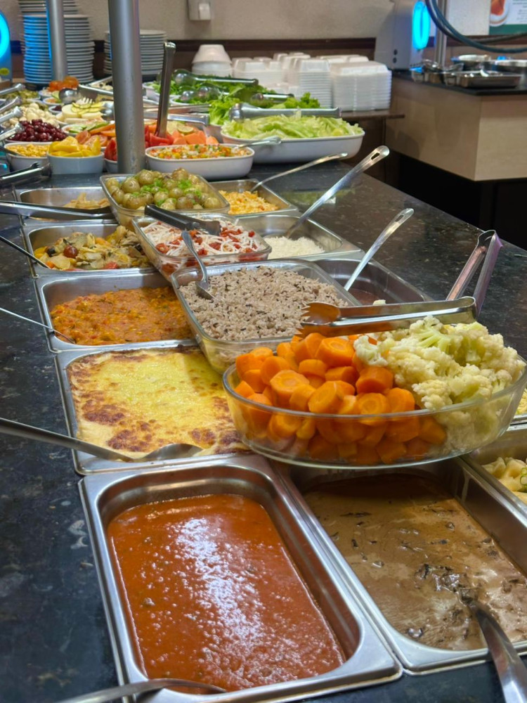 Na compra de um almoço, ganhe outro de igual ou menor valor