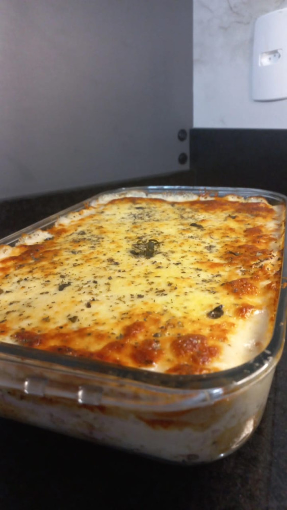 Na compra de um salgado, ganhe 50% de desconto