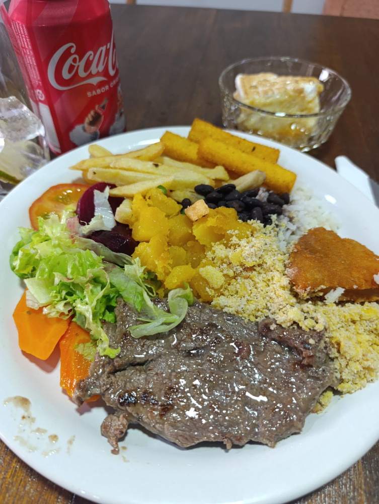 Na compra de um buffet, ganhe outro de igual ou menor valor